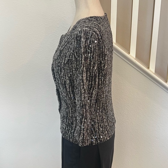 Iisli sequined 2 button cardigan 3/4 sleeve nwot extra button attached size 10 - Picture 5 of 16